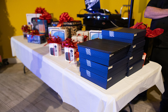 12dec25_TaurusChristmas-9340