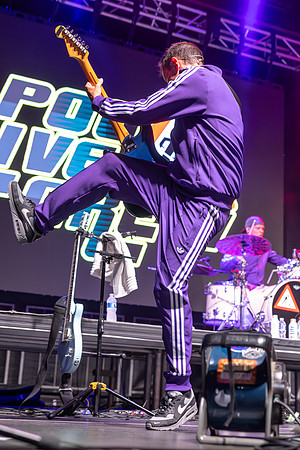 17apr26_©jamieford_PooLiveCrew-3354