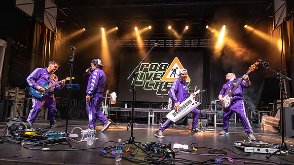 17apr26_©jamieford_PooLiveCrew-4643