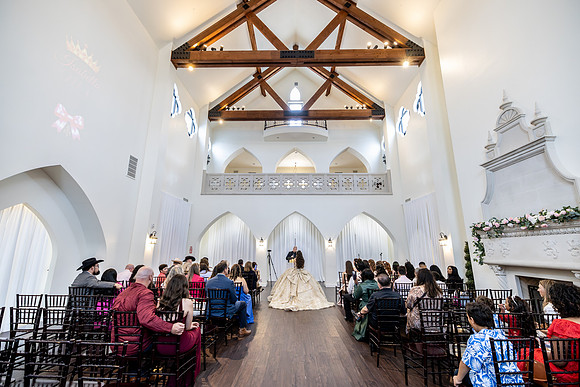 05jun26_ceremony-8181