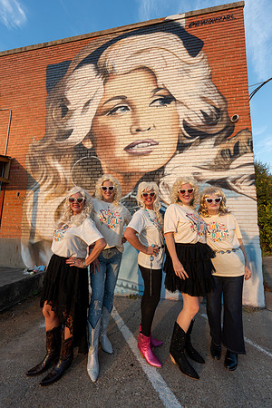 25sep26_©romanpena_DollyDayMural-2