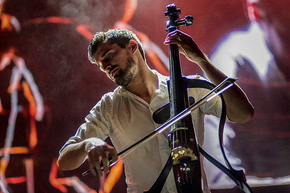 2cellos-7767